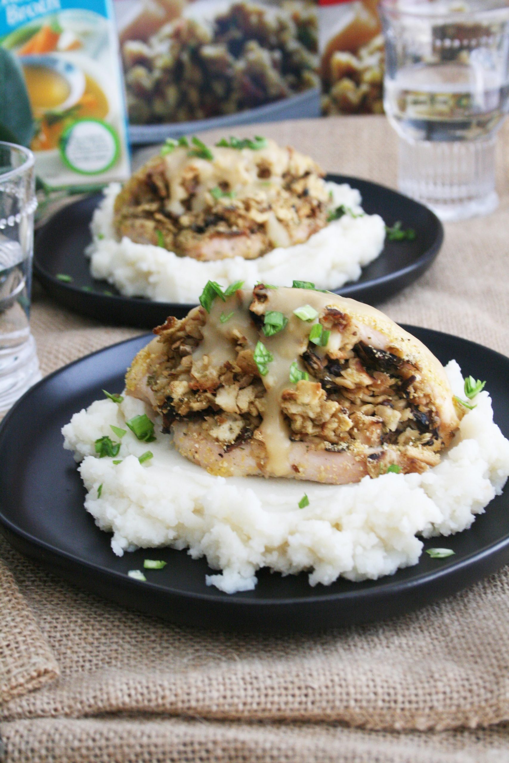 Stuffing Stuffed Chicken with Gravy - Manischewitz