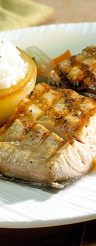 Grilled Mahi Mahi with Vinegar Spiked Vegetables - Manischewitz